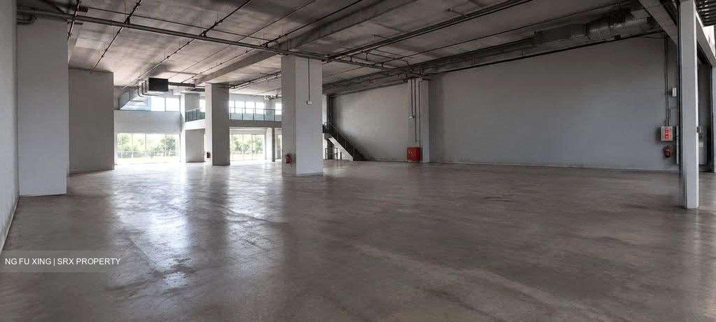 Carros Centre (D25), Factory #632862771